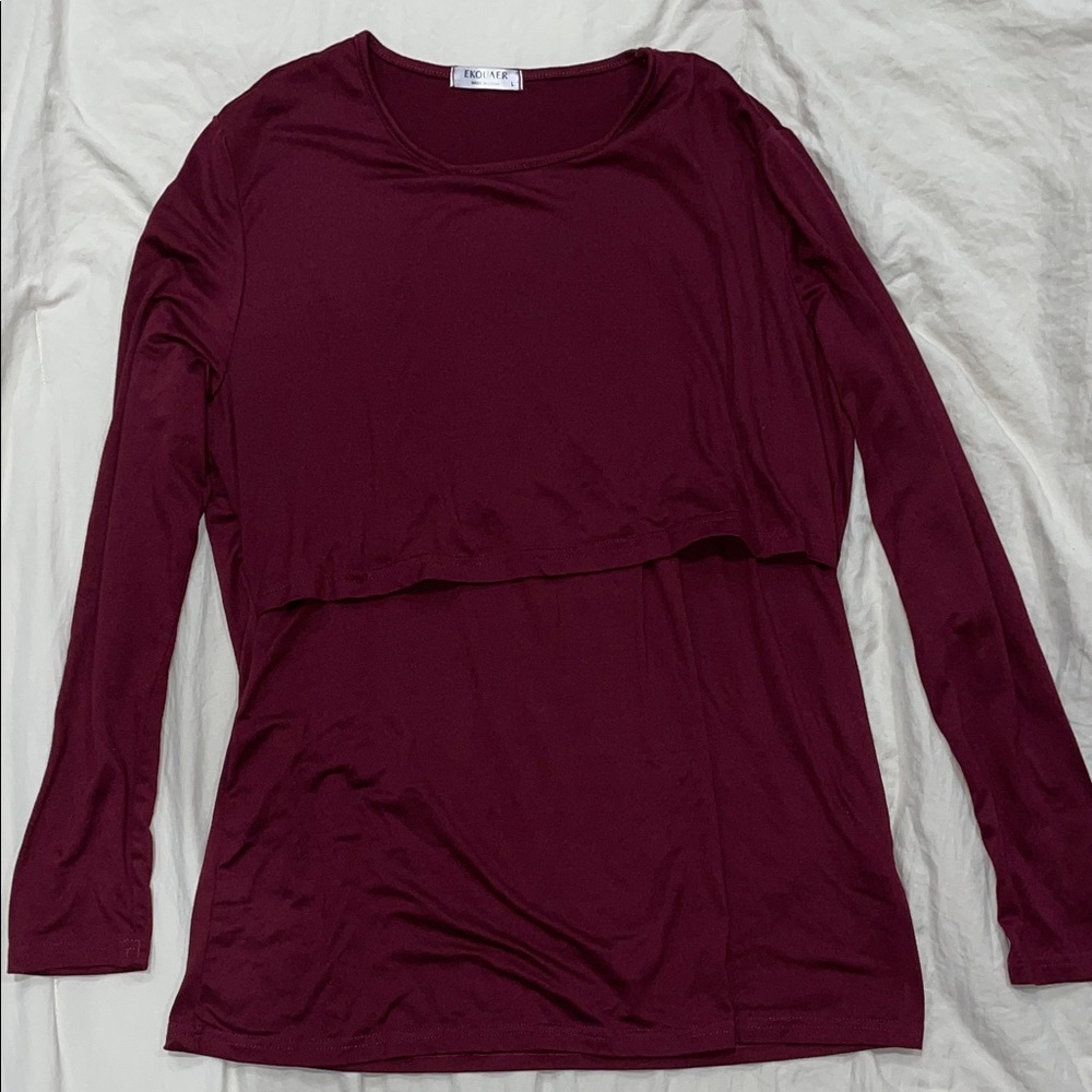 Ekouaer Nursing Top